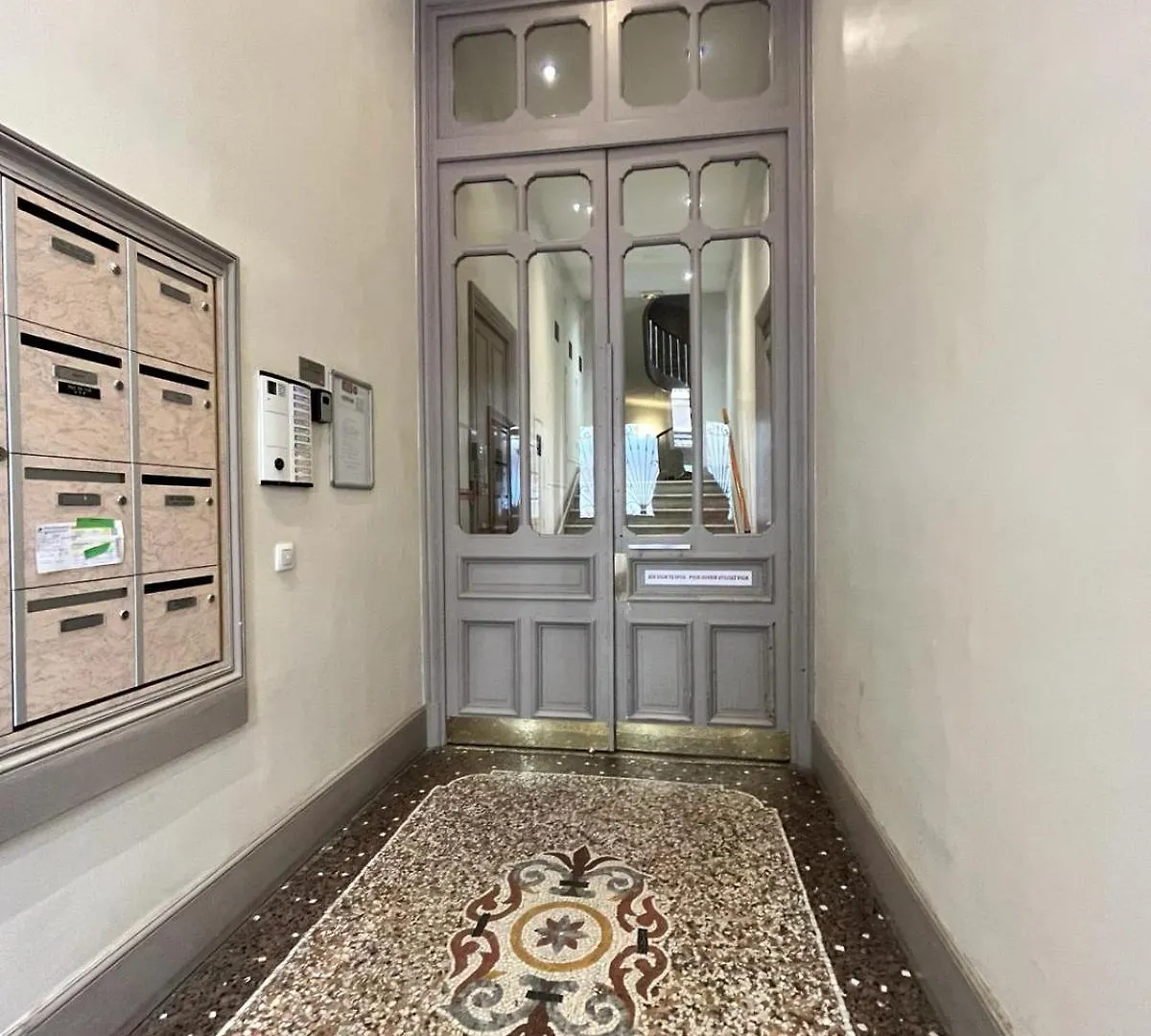 Appartamento Golden Triangle 2Br/2Ba Cannes 0*,  Francia